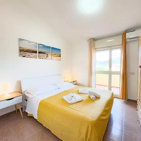 Ferienhaus Beatrice, Ad Un Passo Dal Centro Villasimius